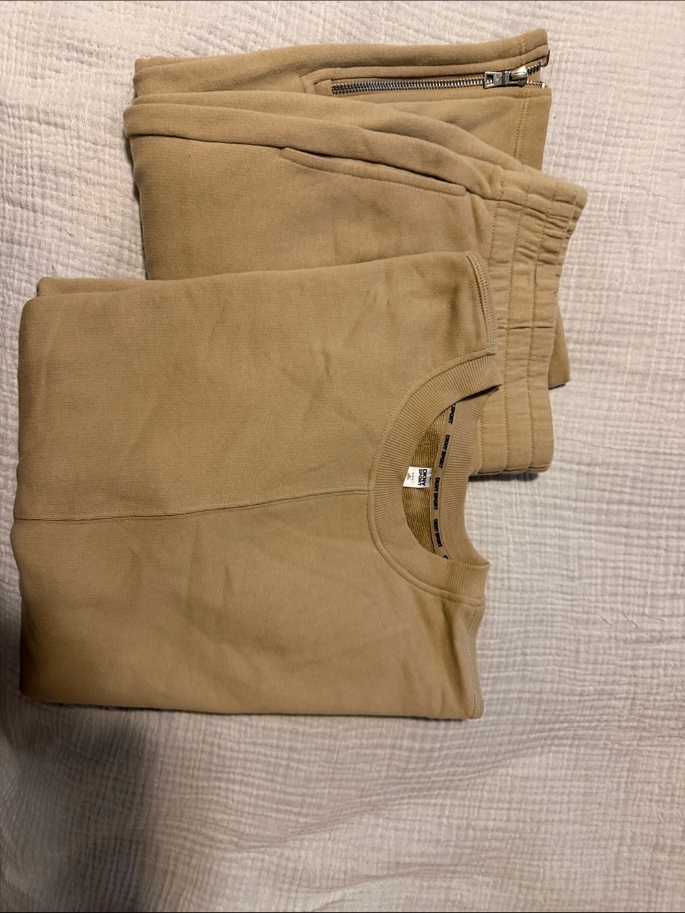 DKNY Leisure wear